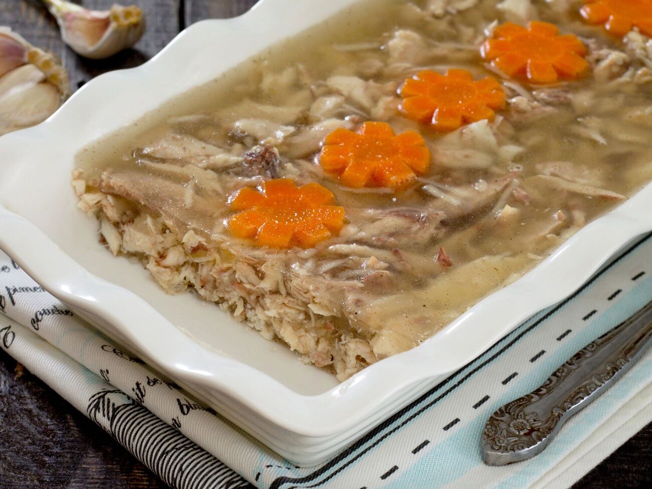 Бульйон вийде прозорим, якщо не кипітиме