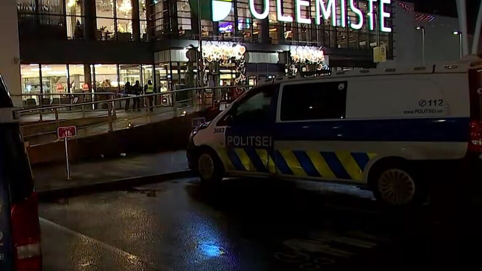 Взрывное устройство сработало в мусорной урне в ТЦ