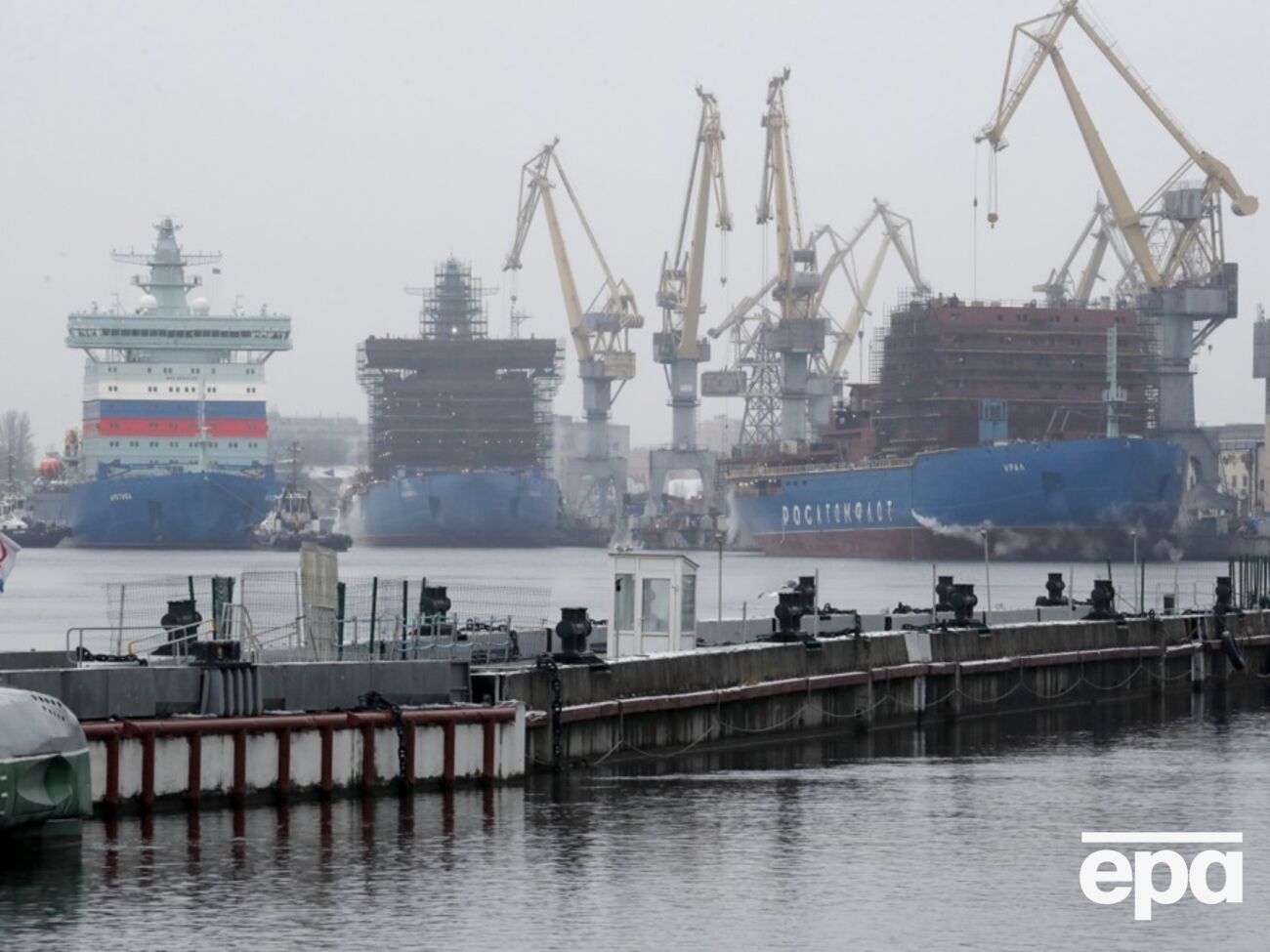 Флот атомных ледоколов есть только у РФ