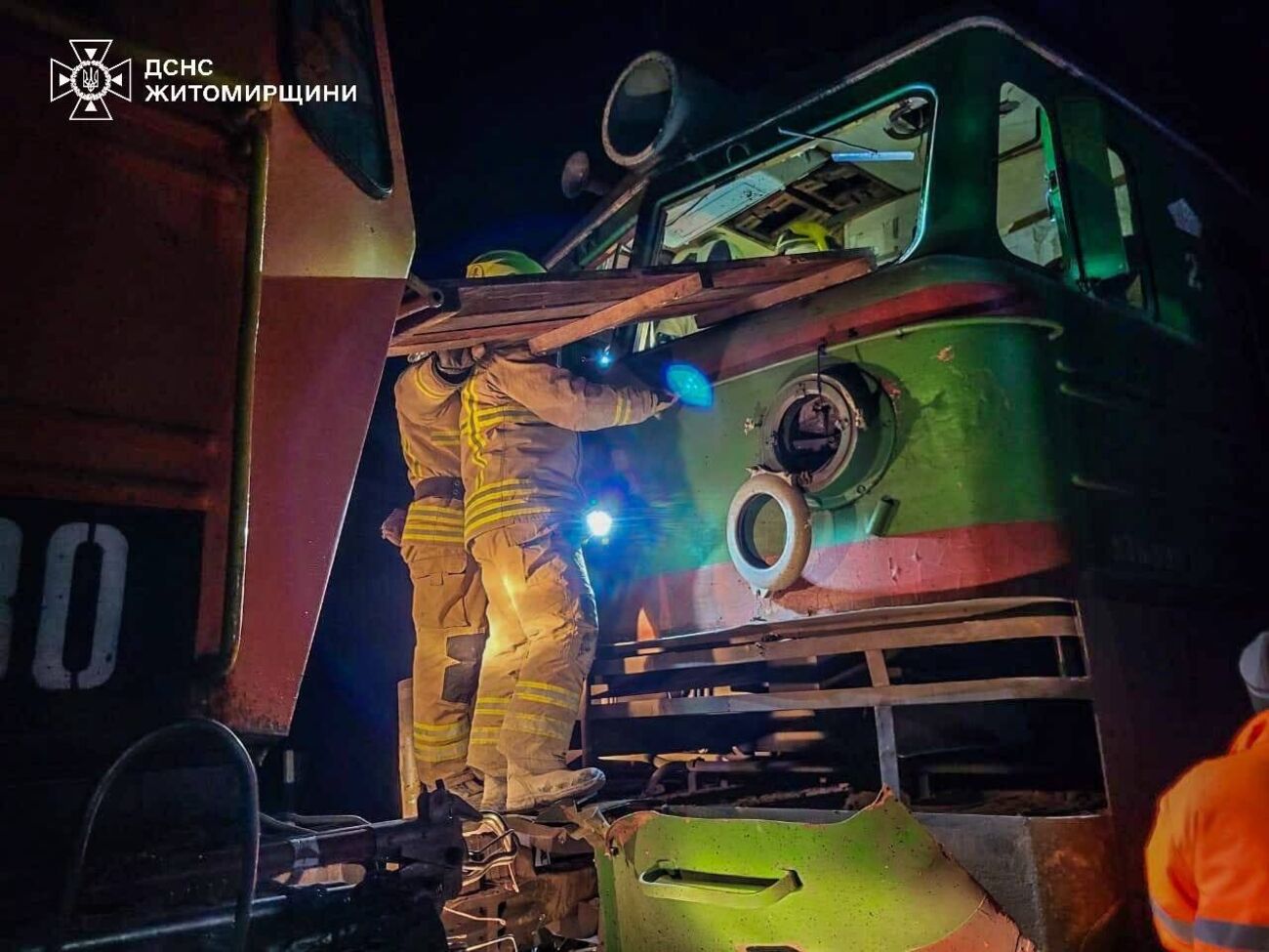 У Житомирській області поїзд зійшов із колій унаслідок детонації