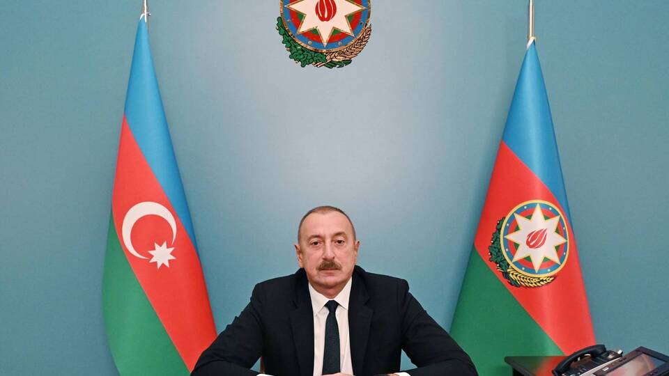 В администрации Алиева объяснили отказ от поездки в РФ