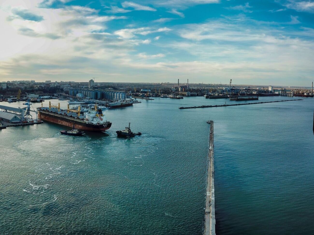 Кипер сообщил об атаке на порт в Одессе