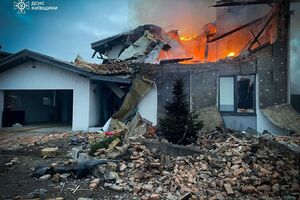 У Вишгородському районі Київської області виникла пожежа у приватному двоповерховому будинку