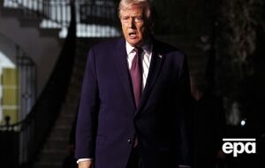 Администрация Трампа не назвала причины отзыва и не объявила о них публично