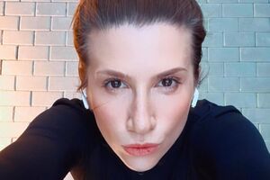 Після завершення масажу олію з обличчя потрібно змити