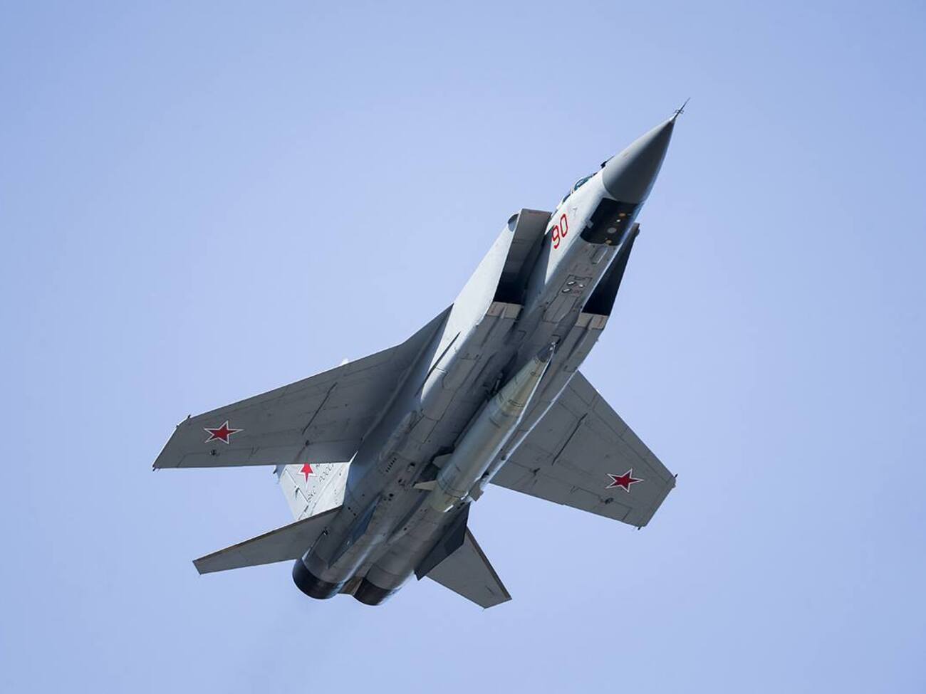 РФ у ніч на 23 грудня атакувала Україну, зокрема трьома ракетами "Кинджал", повідомили ПС ЗСУ