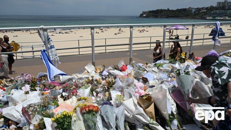 Речь идет об усилении законов о владении огнестрельным оружием, протестах и экстремистской символике после смертельного теракта на пляже Бонди