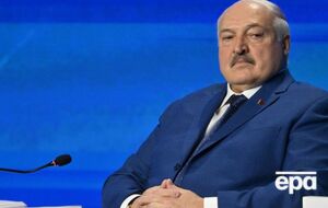 Коул сравнил международную политику со школьной столовой и сказал, что Беларусь "сидит за столом неудачников"