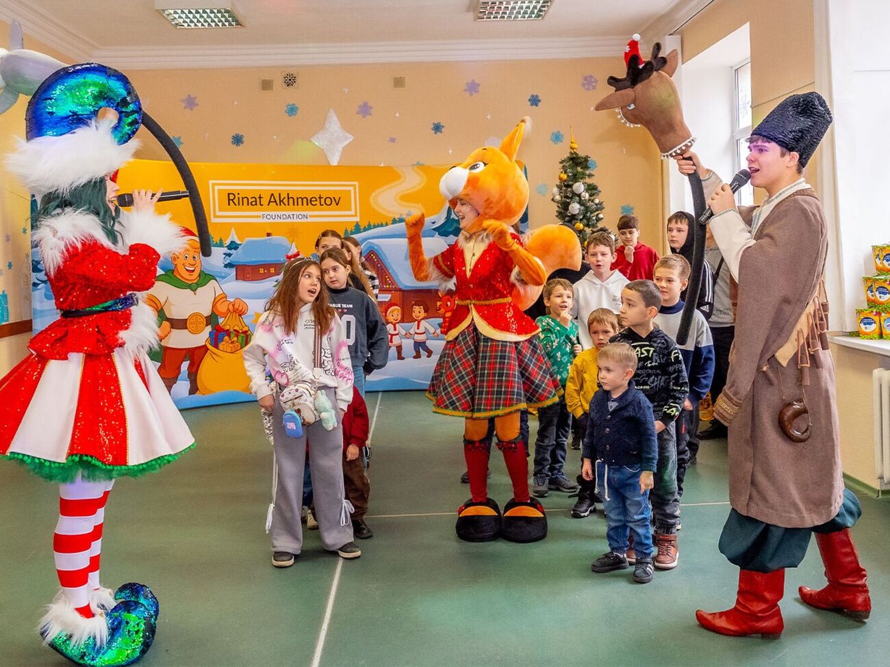 Програма "Рінат Ахметов – Дітям" реалізує проєкти, які всебічно підтримують дітей, котрі постраждали від війни