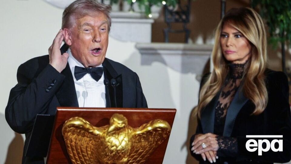 Дональд и Меланья Трамп поженились в январе 2005 года