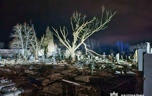 Пострадали могилы военных и гражданских