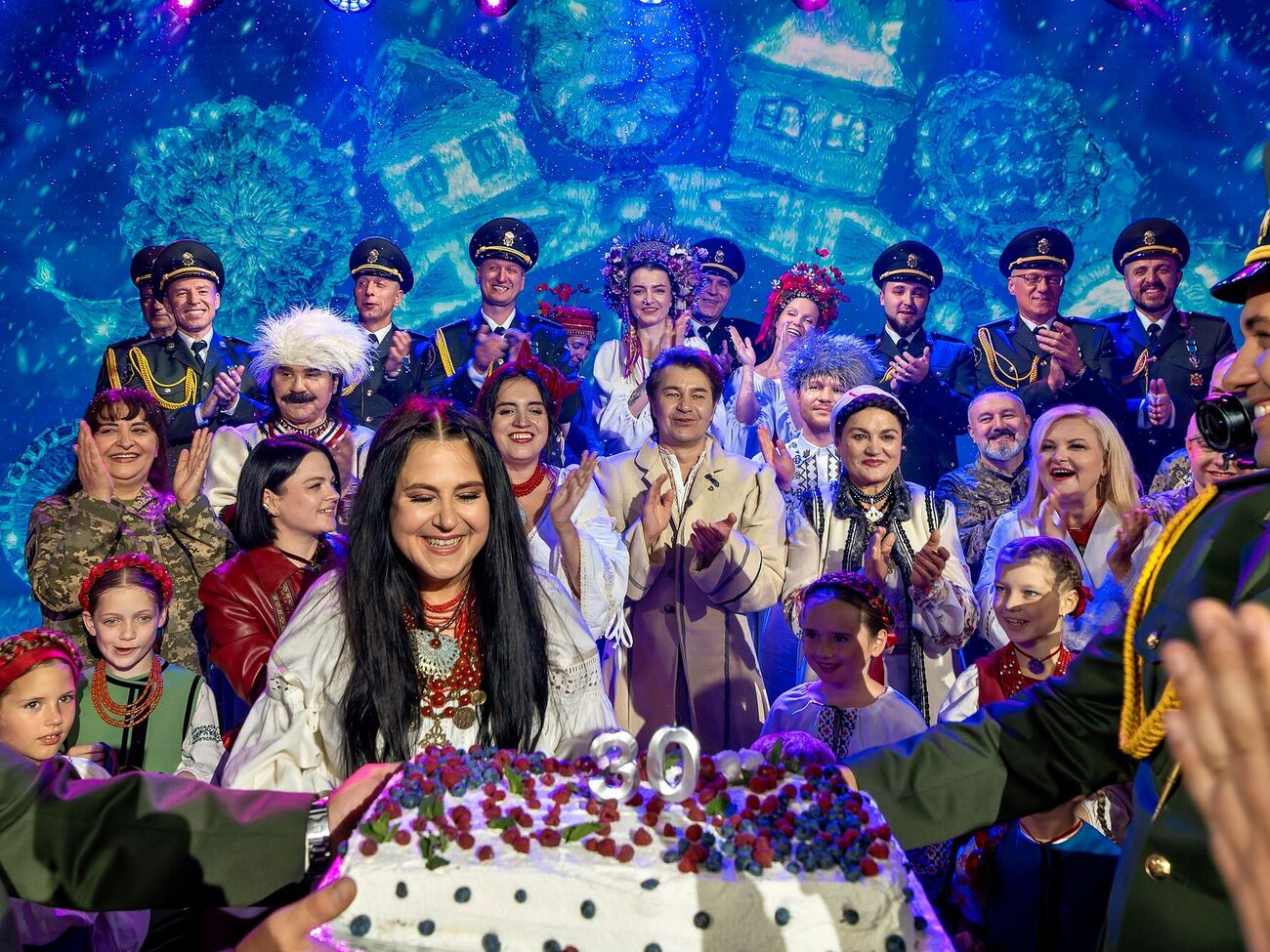 Участь у концерті взяли Руслана Лижичко, Павло Зібров, Vlad Darwin, Марія Бурмака, Наталія Сумська, Марта Адамчук, Іван Марунич і багато інших