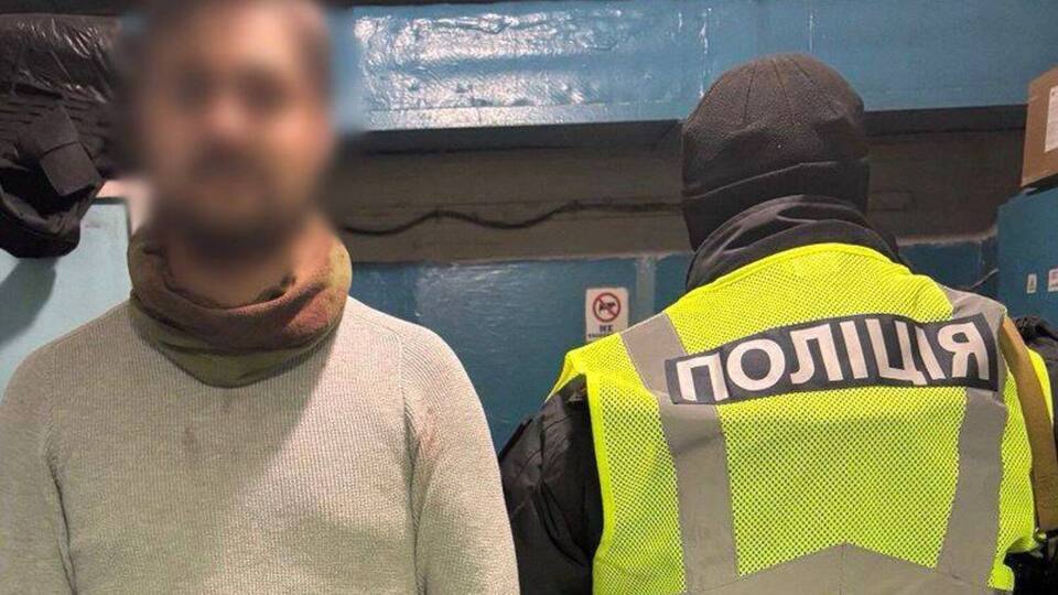 На платформі метро "Контрактова площа" стався раптовий конфлікт між пасажирами