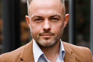 Это бесконечно удивляет