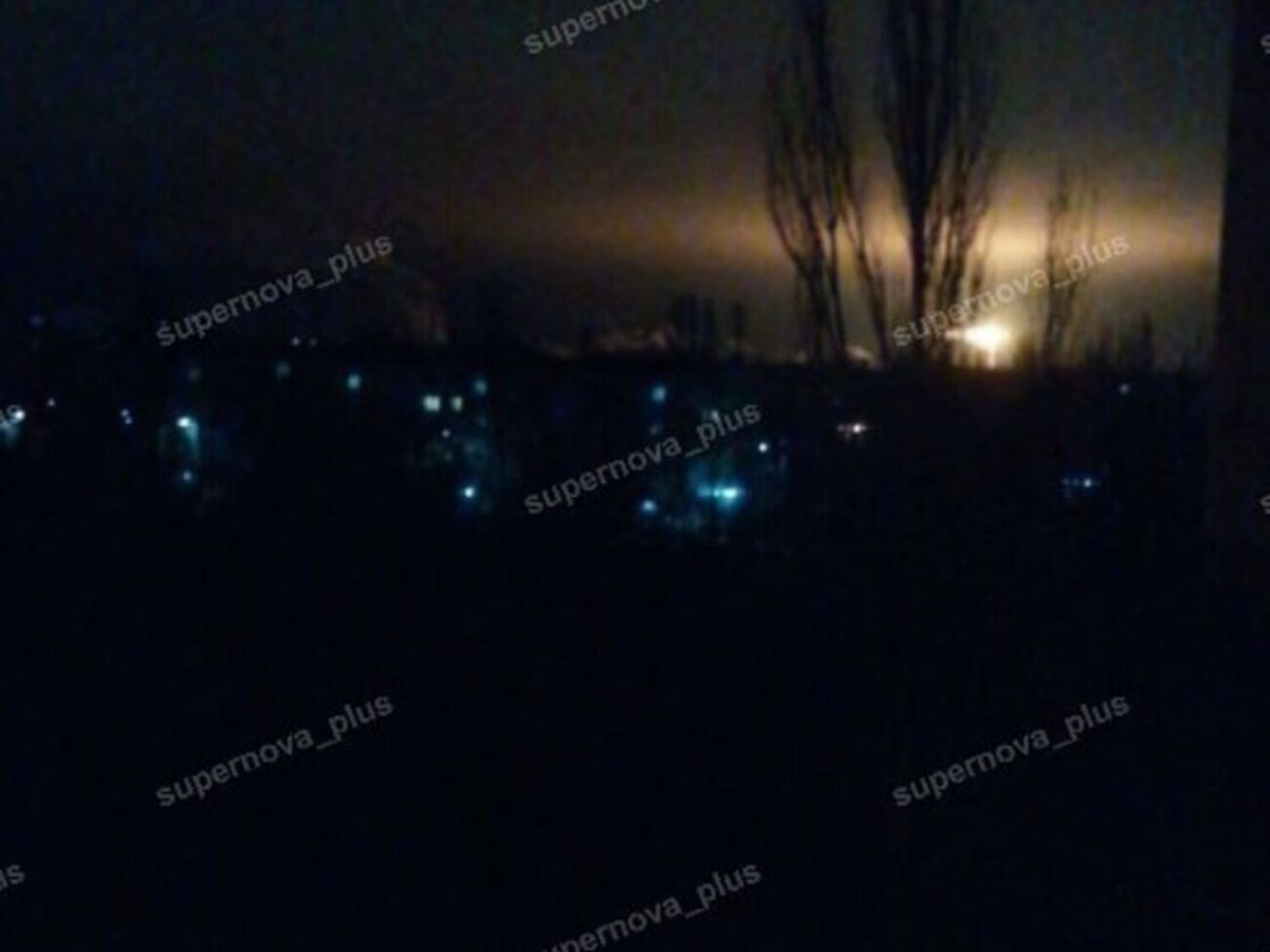 По словам очевидцев, вероятные взрывы зафиксировали в районе завода "Лукойл-Волгограднефтепереработка"