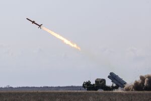 Україна поступово нарощує власні можливості, створюючи далекобійні ракети
