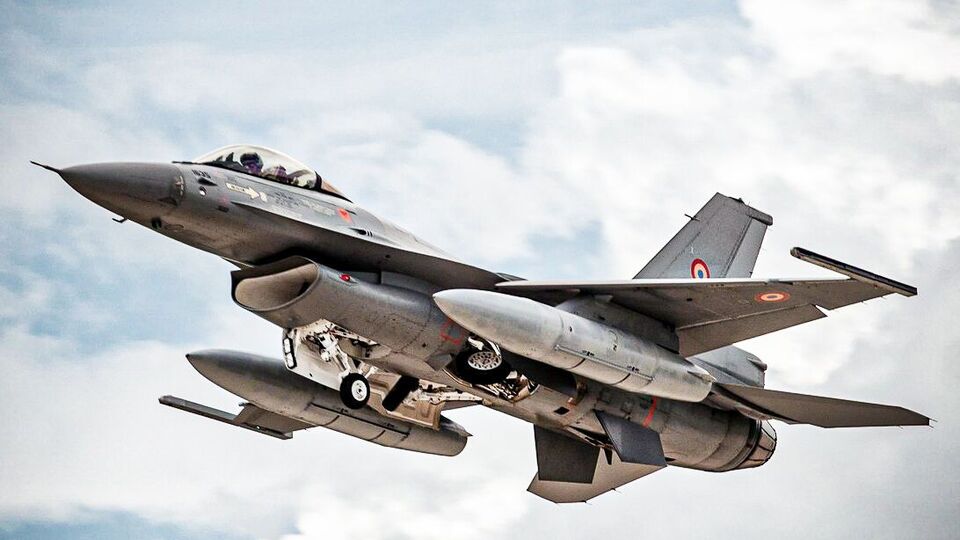 Румунія піднімала в небо два винищувачі F-16 на тлі атаки РФ на Одеську область