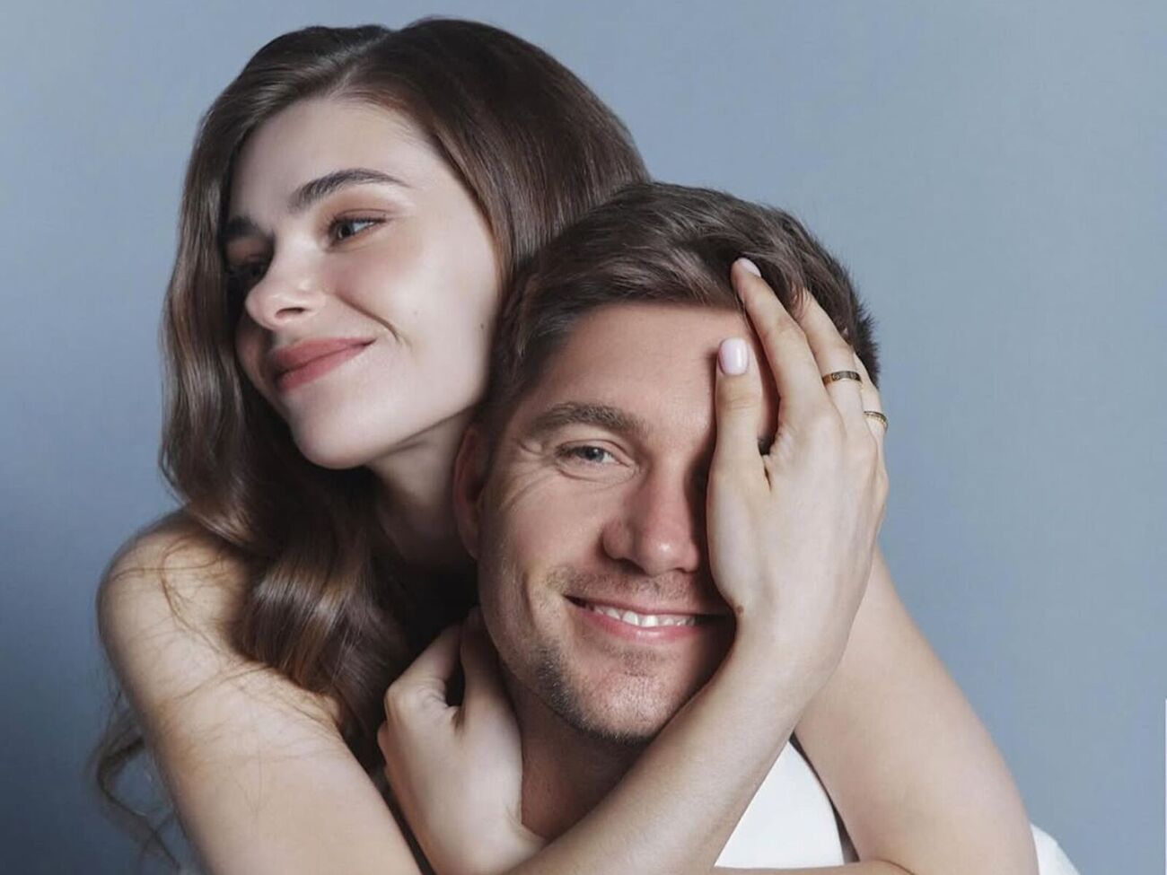 Остапчук старший за третю дружину на 16 років