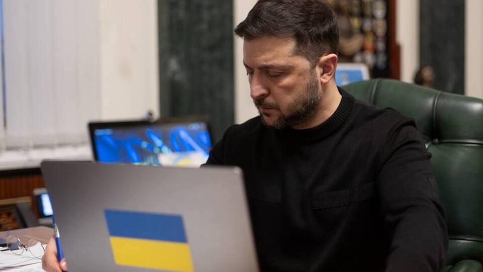 Вопросы Донбасса и Запорожской АЭС остаются предметом обсуждения, заявил президент