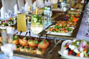 Вибираючи закуски, варто віддати перевагу найсмачнішим або тим, які хочеться спробувати