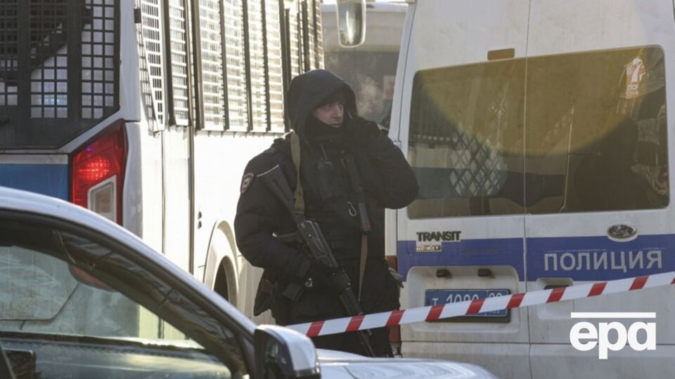 Силовики перервали збори, на яких було понад 70 чоловіків і жінок із різних російських регіонів