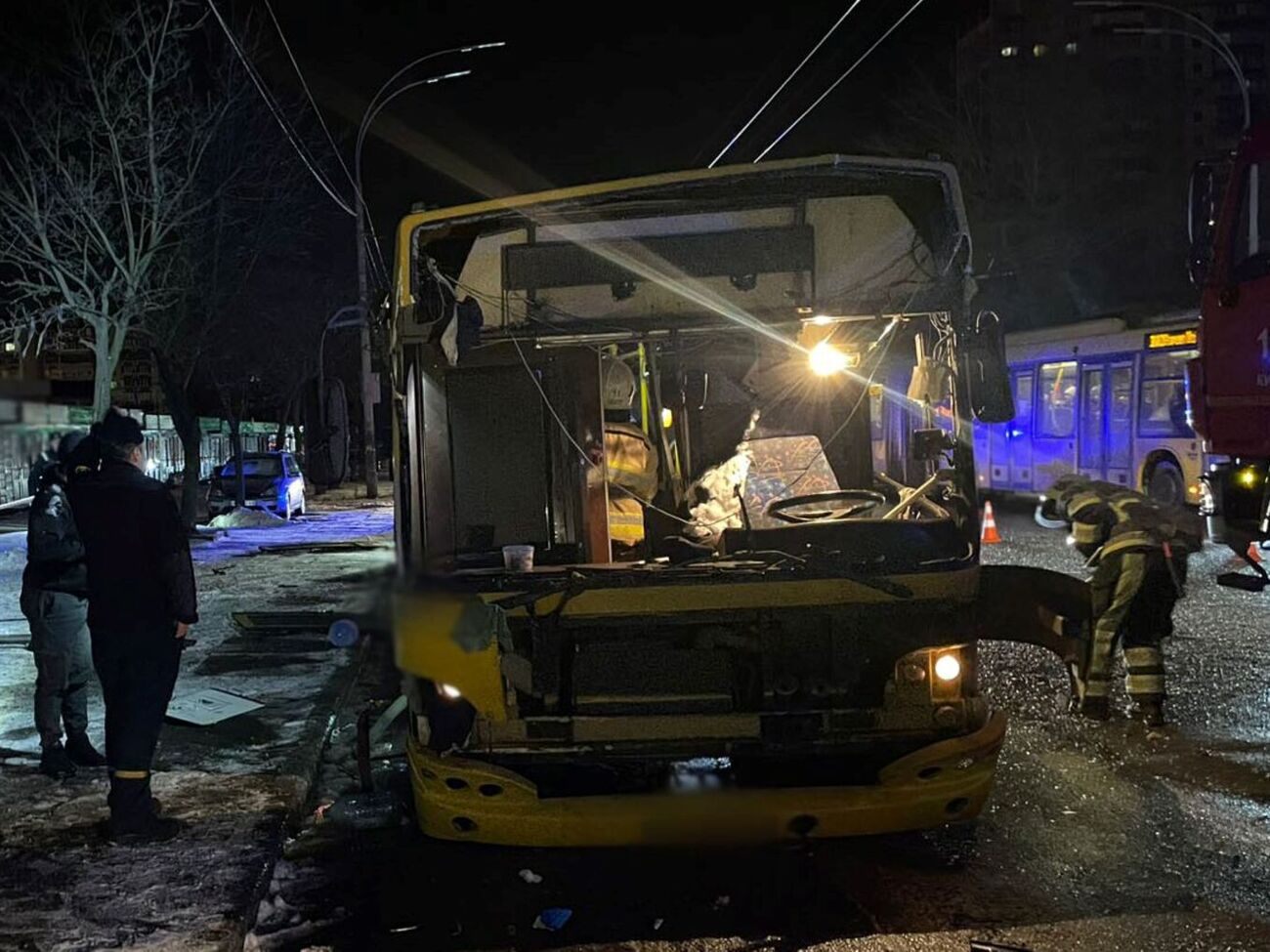 Автобус стояв на кінцевій зупинці без пасажирів і вибухнув, щойно водій рушив