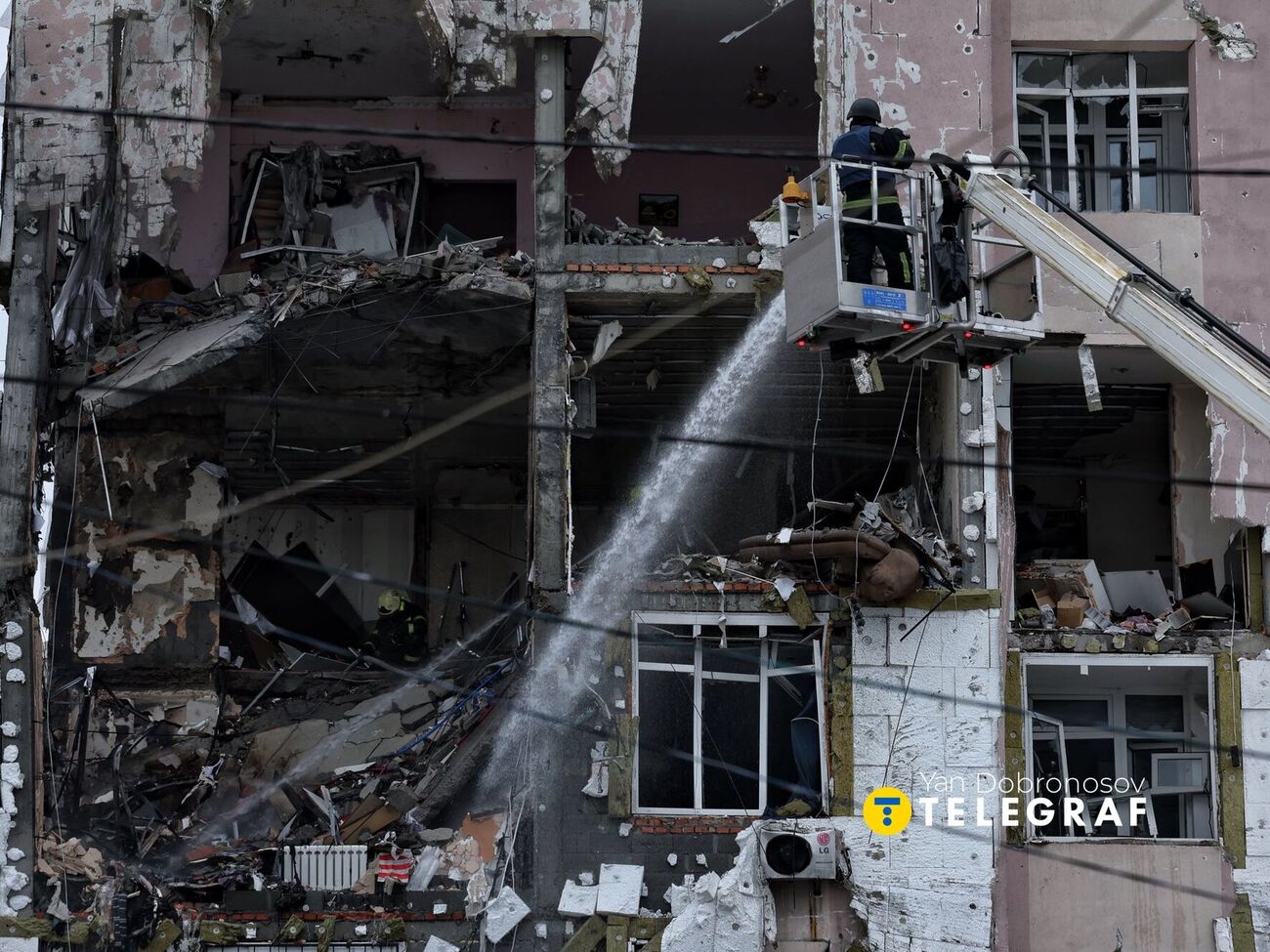 Удары оккупантов пришлись по многим районам столицы