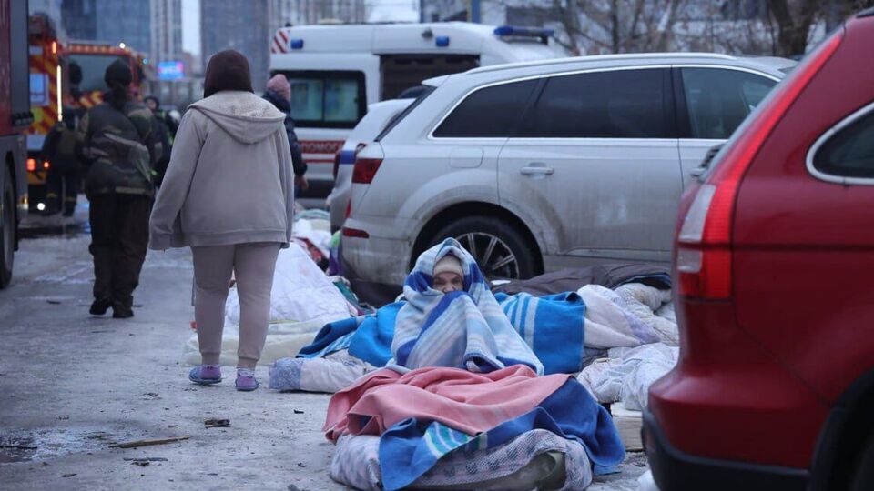 Повреждены жилье и инфраструктура столицы