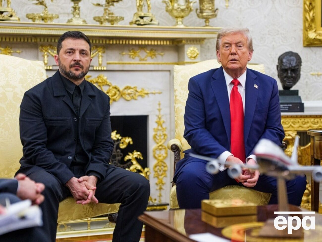 Президент отметил, что юридически обязательственные гарантии безопасности зависят и от позиций президента США, и от Конгресса