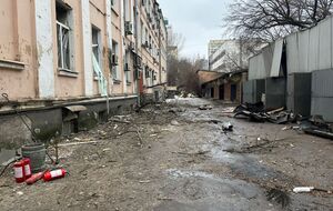 Всего в столице повреждено более 10 многоэтажек, частных домов и гражданской инфраструктуры