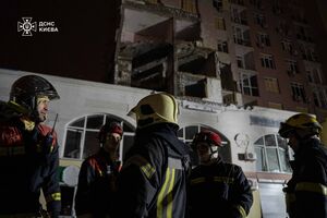 Спасатели провели в Киеве разбор завалов, демонтаж аварийных конструкций, обследование поврежденных зданий, рассказали в ГСЧС