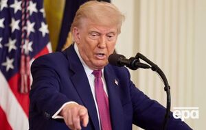 Трамп в шутку спросил, не сочтут ли журналисты обед взяткой, которая помешает им писать честно