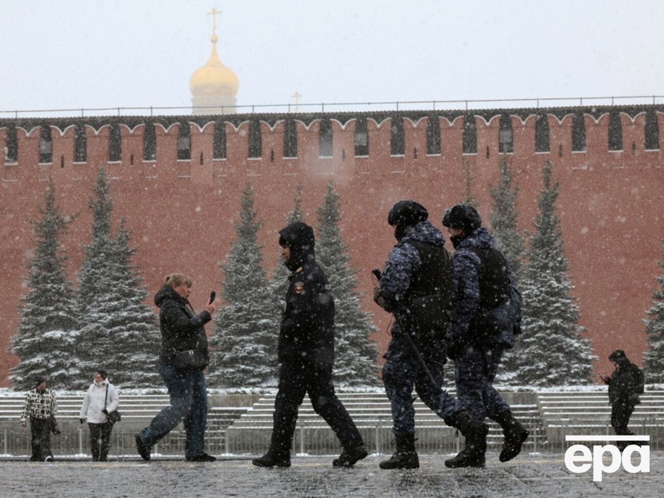 В РФ доносы активно "конвертируют" в уголовные дела, отмечают в СВР