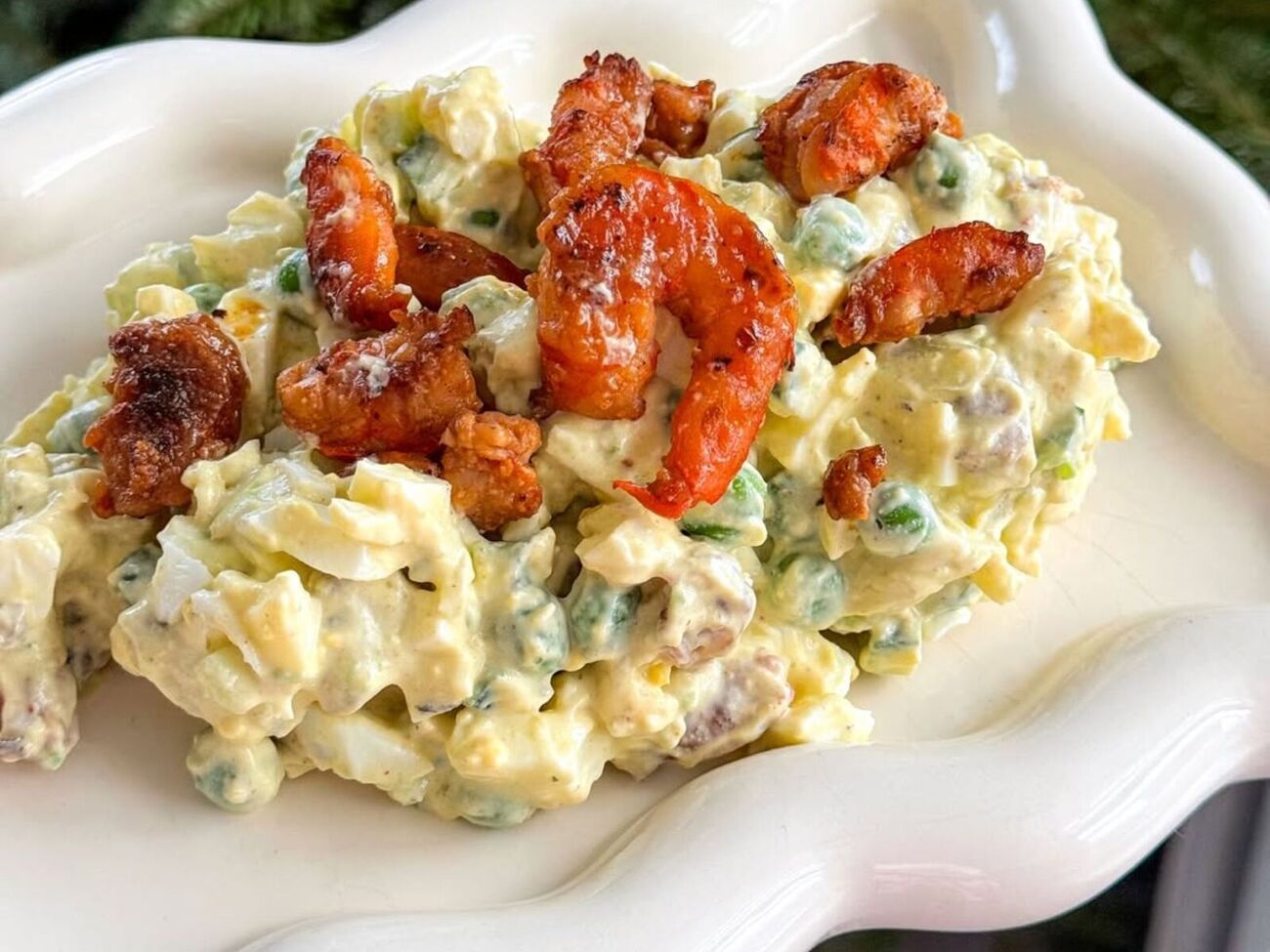 Креветки для салата нужно замариновать в соевом соусе