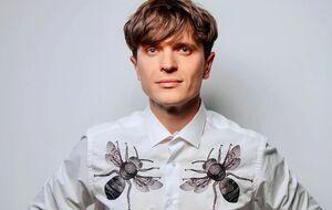 Анатолий Анатолич: Кому интересно, я не выездной. У меня нет брони