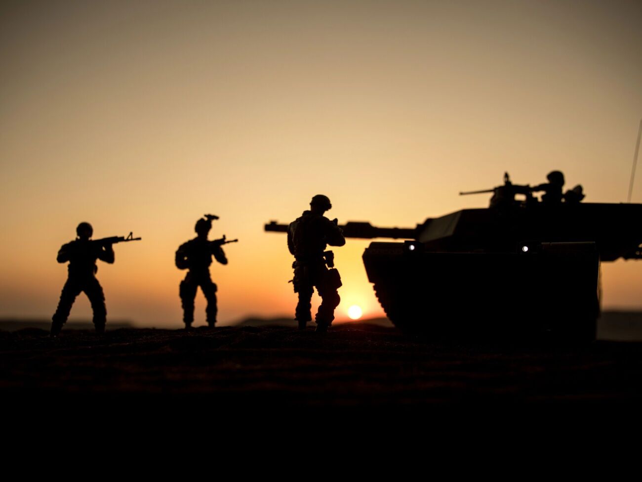 Зеленский считает, что миротворческий контингент придаст уверенности гражданам, что Путин не придет снова с агрессией