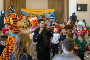 Нужно делать все возможное, чтобы дети получали моменты счастья, сказал Алексеев