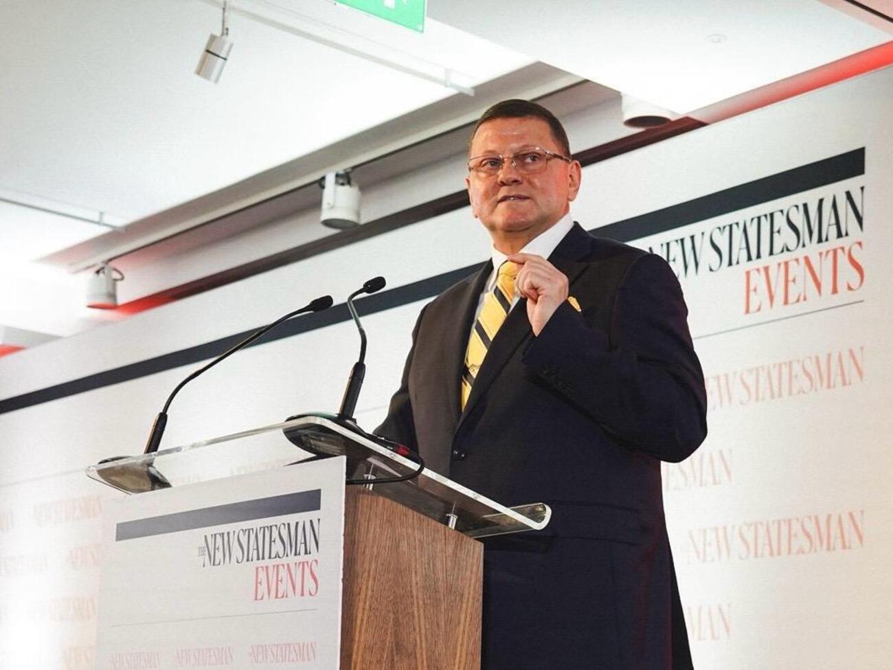 Залужний не планує звільнятися, сказала його речниця