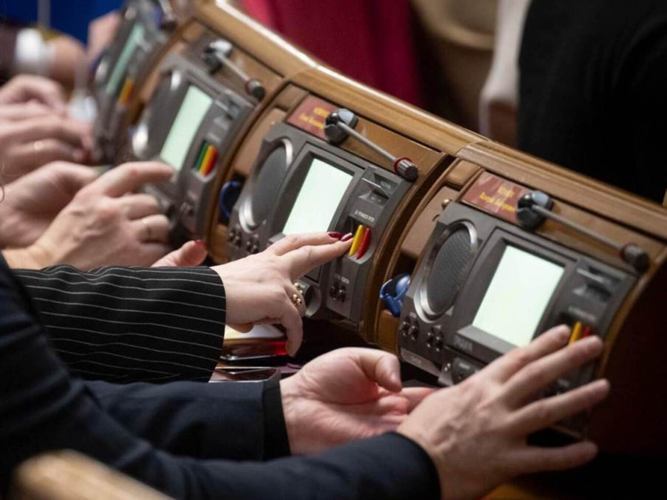 САП: Розмір неправомірної вигоди за голосування становив від $2 тис. до $20 тис.