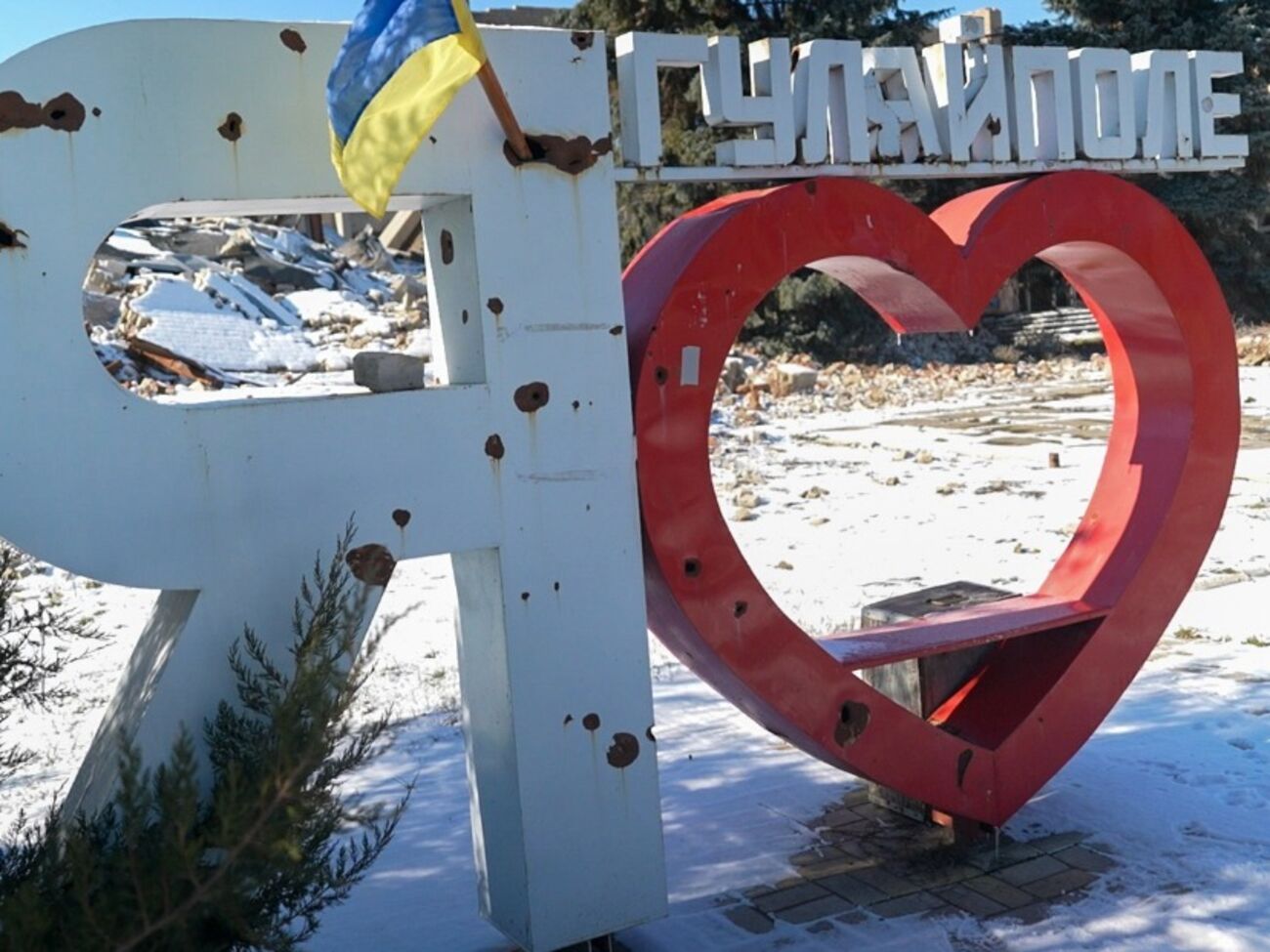 У Гуляйполі тривають бої