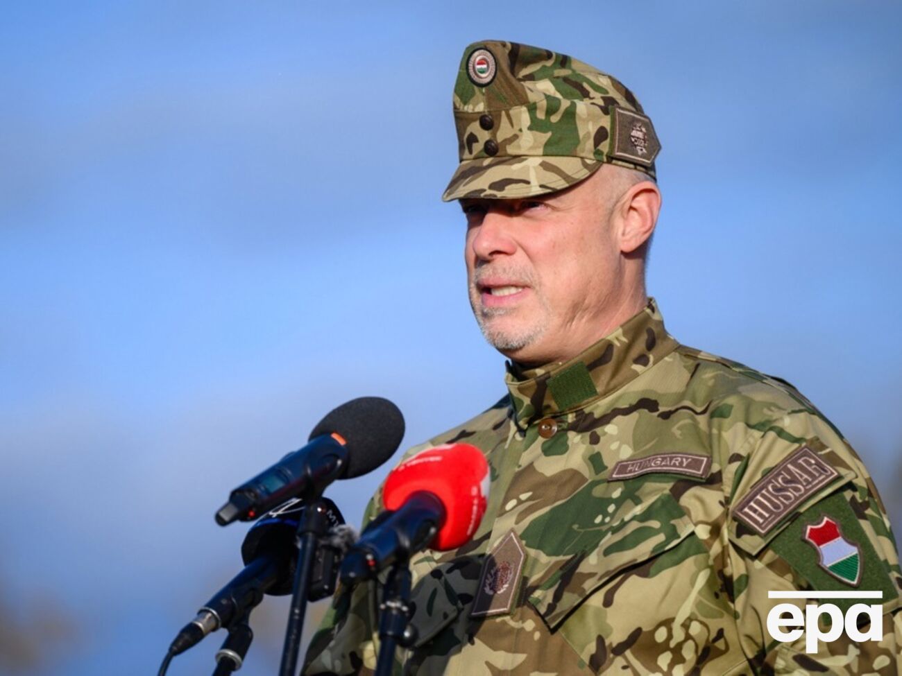 Салай-Бобровницкий заявил, что укомплектованность украинской армии составляет 40%, а российской – 70%