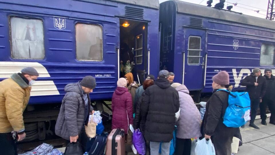 По программе доступны рейсы в прифронтовые города и из них