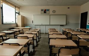 В польском лицее учитель и ученики издевались над украинскими подростками