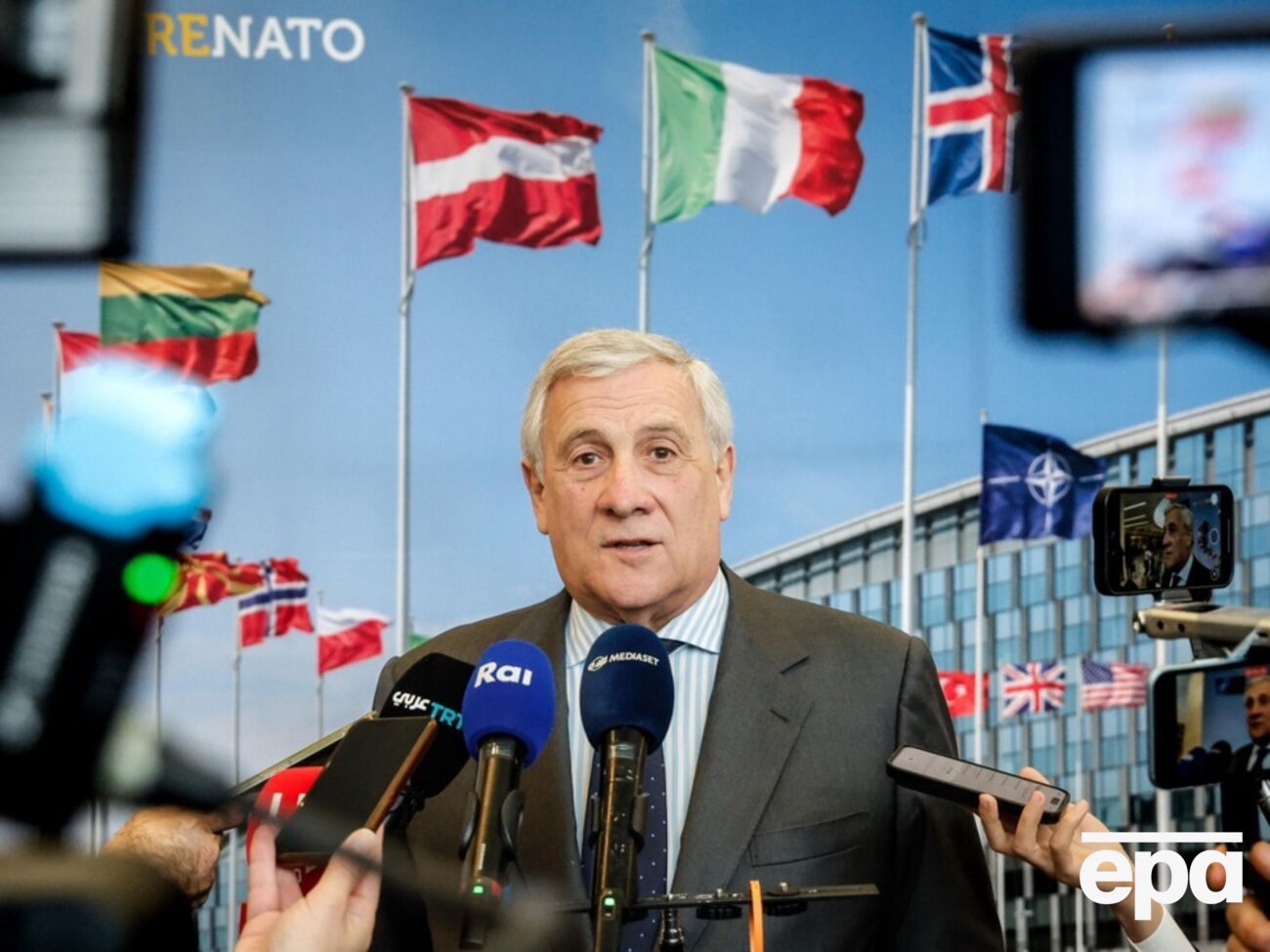 Таяни считает, что Италии следует подождать с участием в PURL