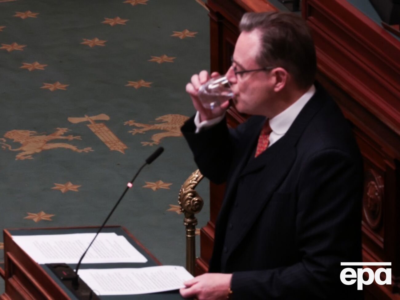 Вевер: Хто вірить, що Путін спокійно погодиться на конфіскацію російських активів?