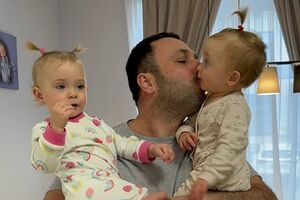 Муж Глинкой снялся в ролике с дочерьми