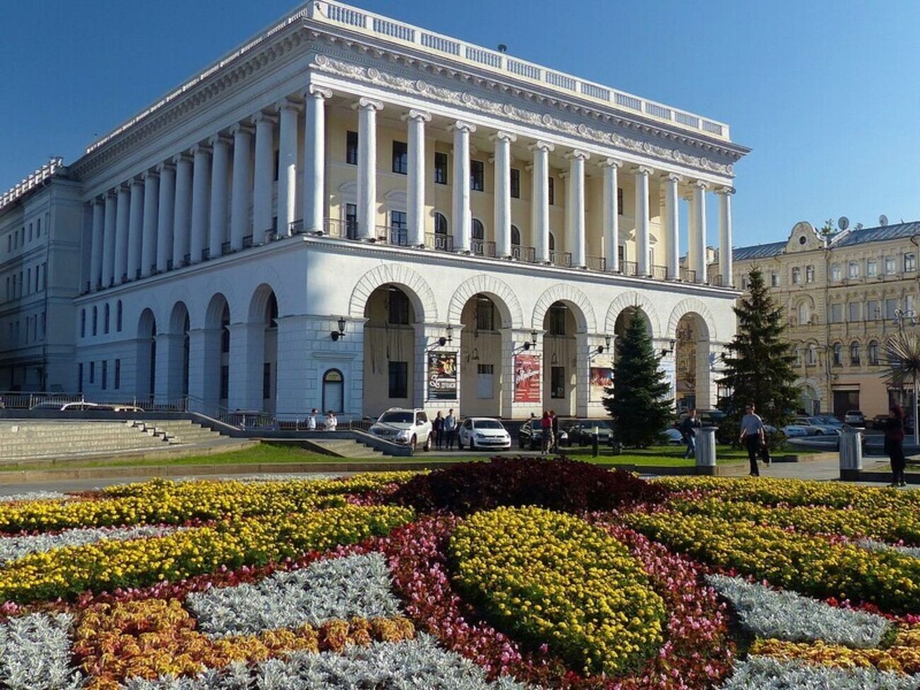 Вопросы присвоения академии нового имени обсудят публично, заявили в Минкульте