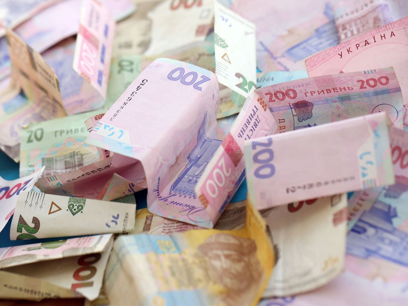 С начала полномасштабного вторжения РФ Украина получила от международных партнеров почти $168 млрд