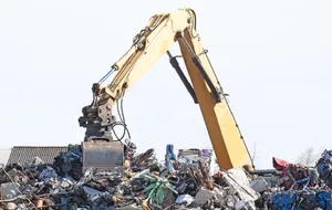 Внутренних потребителей должны приоритетно обеспечивать металлоломом как сырьем для переработки, сказал Поважнюк