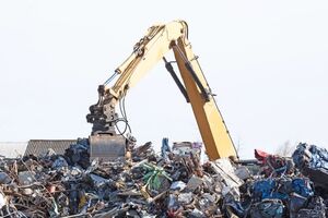 Внутренних потребителей должны приоритетно обеспечивать металлоломом как сырьем для переработки, сказал Поважнюк